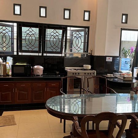 Fora Capsule Hostel Tuban Kuta Lombok Exteriér fotografie