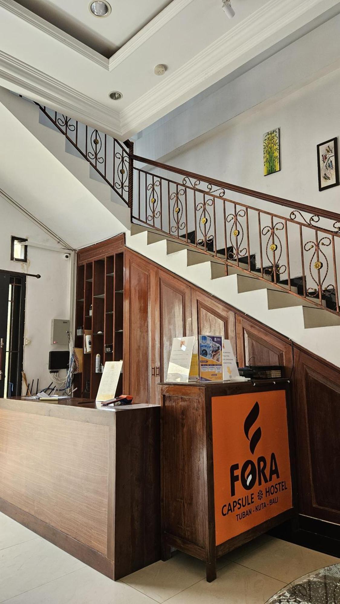 Fora Capsule Hostel Tuban Kuta Lombok Exteriér fotografie