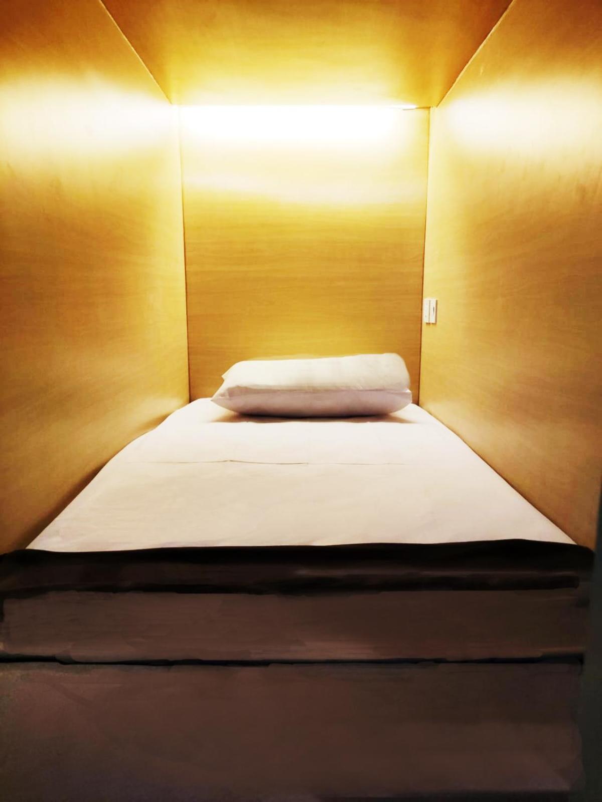 Fora Capsule Hostel Tuban Kuta Lombok Exteriér fotografie